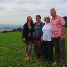 Katharina and Josefine with her grandmother Gudrun and Afred